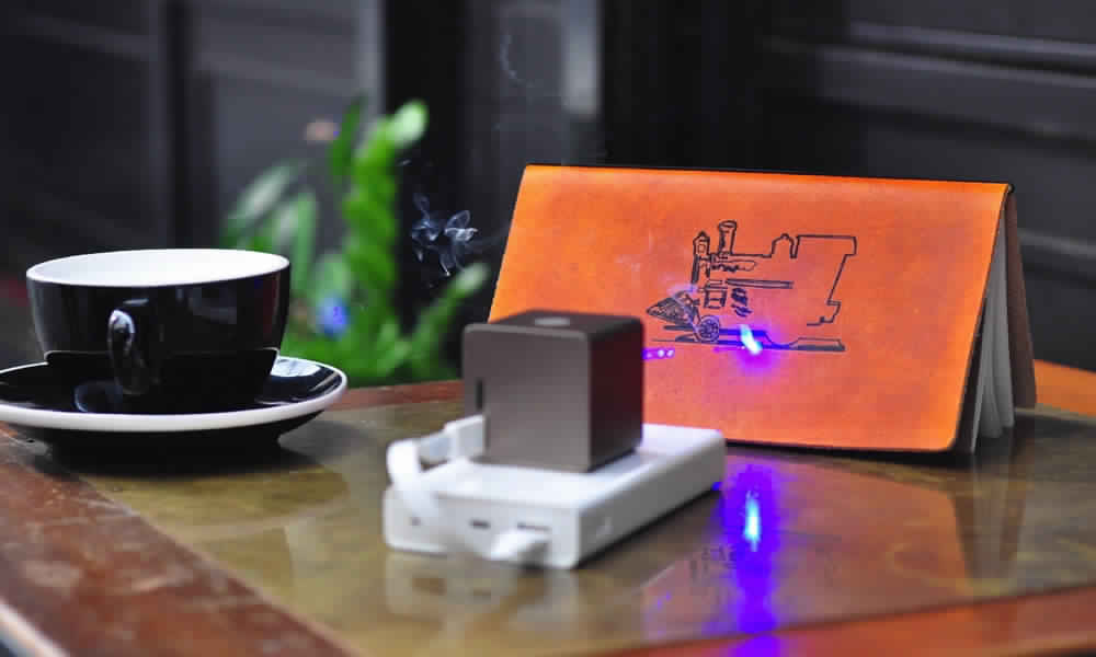 Cubiio: The portable Engraver 