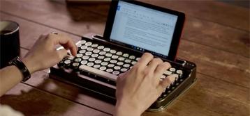 Penna: Retro Typewriter